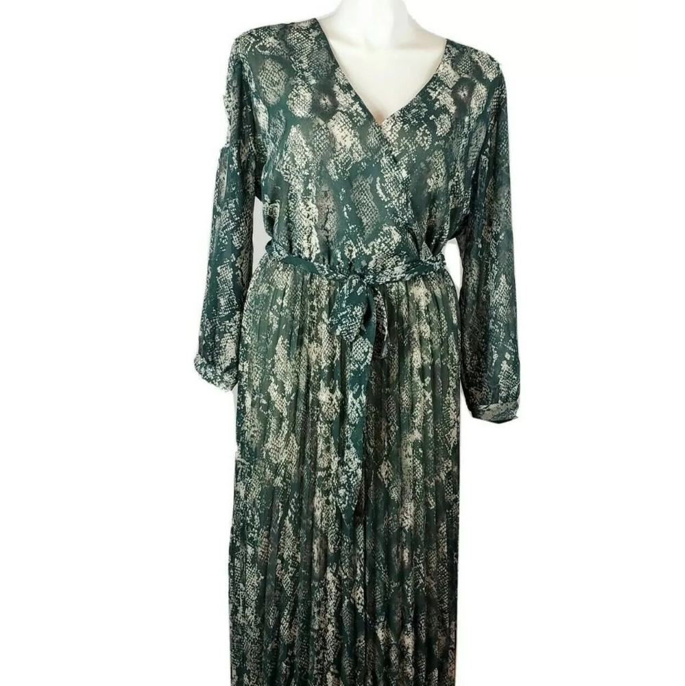 New Womens Ava & Viv Snake Print V-Neck Dress